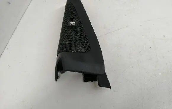 Side speaker trim/cover