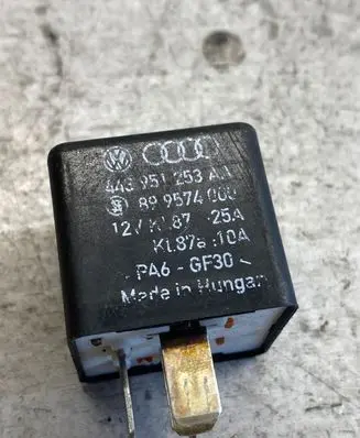 Audi A4 S4 B6 8E 8H Other relay 443951253aa