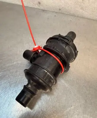 Renault Trafic III (X82) Electric auxiliary coolant/water pump 