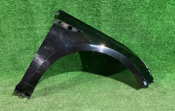 Renault Talisman Fender 831007355R