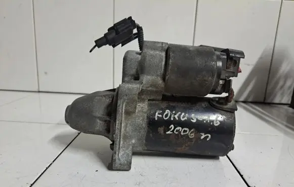 Ford Focus Starter motor 1005031221