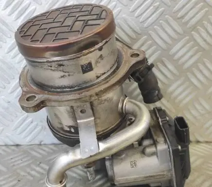 Fiat Talento EGR valve cooler 147354591R 147100361R