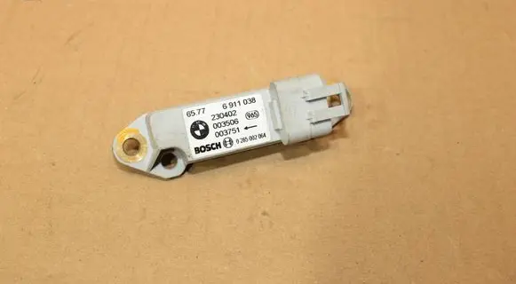 BMW X5 E53 Airbag deployment crash/impact sensor 6911038