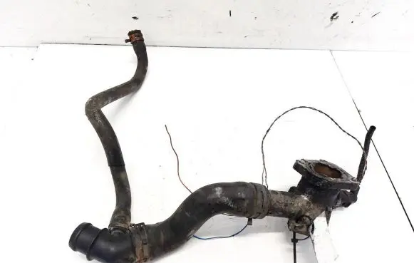 Ford Galaxy Engine coolant pipe/hose 038121133J