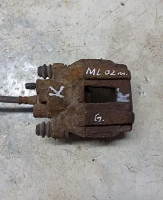 Mercedes-Benz ML W163 Rear brake caliper