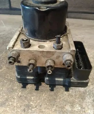 Opel Zafira B ABS Pump 13157576 10097005093