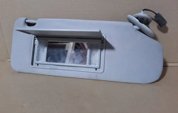 Toyota Avensis T250 Sun visor 00000