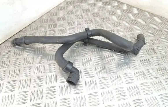 Opel Insignia A Engine coolant pipe/hose