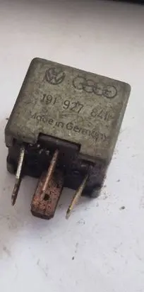 Audi A4 S4 B5 8D Other relay 191927841