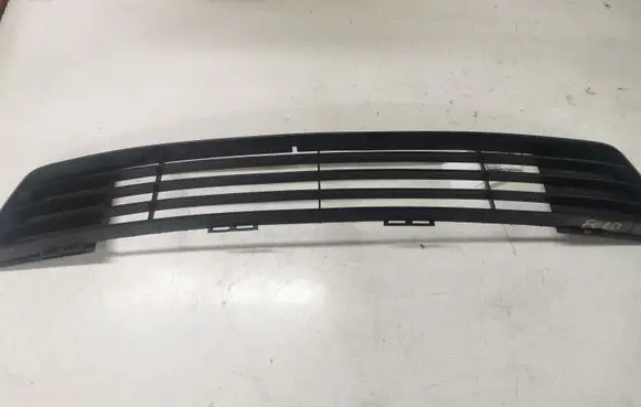 Ford Fiesta Front bumper lower grill 2S61A01920A