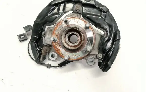 Front wheel hub