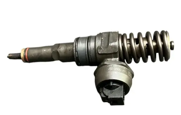 Skoda Octavia Mk2 (1Z) Fuel injector 038130073AG 0414720215