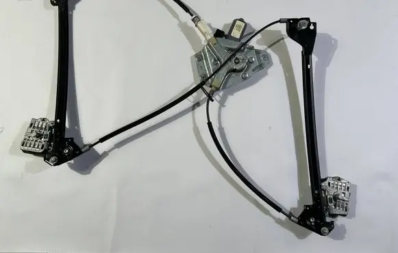 Dodge Challenger Front door manual window regulator 04816167AD