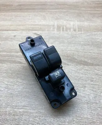 Mazda 6 Electric window control switch 514537