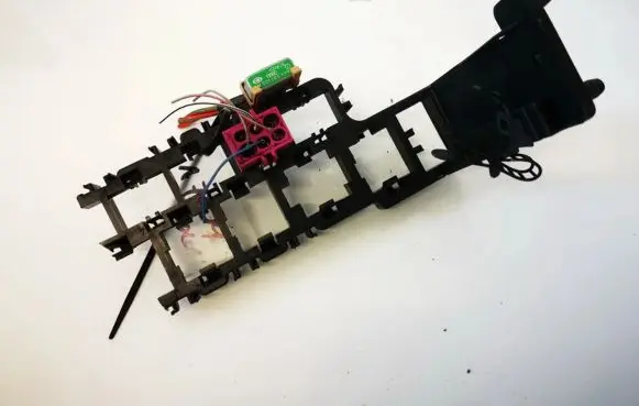 Audi A4 S4 B5 8D Other relay 443937105a