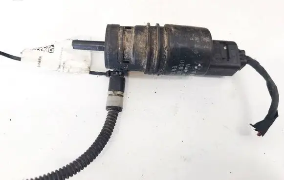 BMW 3 E46 Windscreen/windshield washer pump 8362154