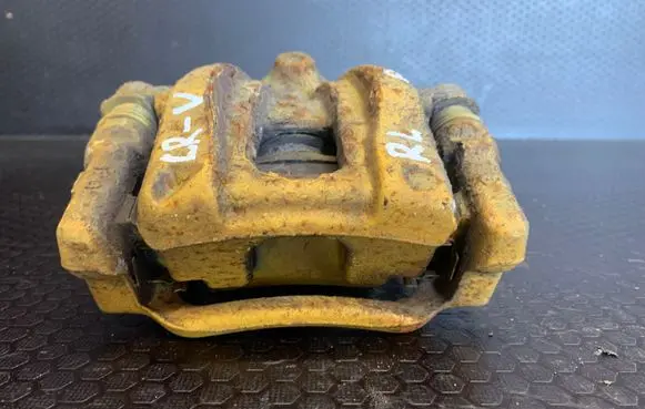 Honda CR-V Rear brake caliper