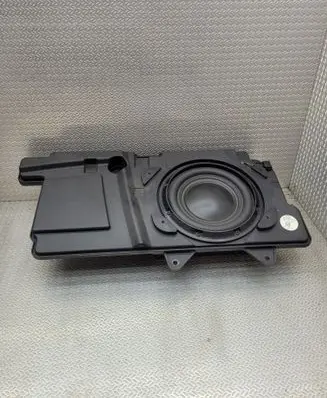 Audi A8 S8 D4 4H Subwoofer speaker 4H0035621A