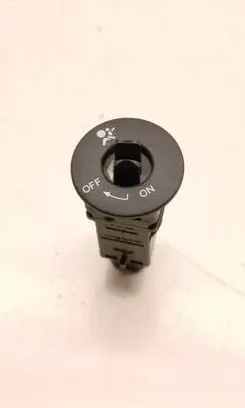 Nissan Qashqai+2 Passenger airbag on/off switch 