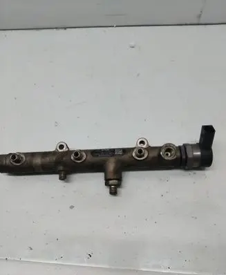 Volkswagen Touareg I Fuel main line pipe 059130090J F00R001823