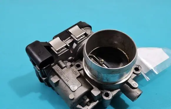 Volkswagen Tiguan Throttle body valve 03C133062AA IMPRK1473415