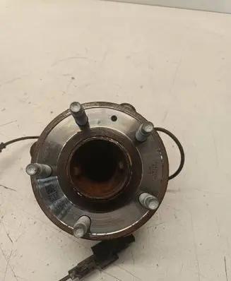 Opel Astra K Rear wheel hub 13507454 24104000000000 557804735