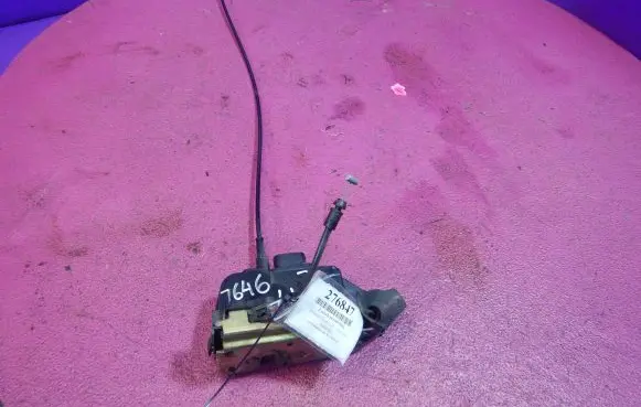Renault Scenic II - Grand scenic II Front door lock