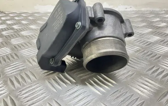 Audi A5 Sportback 8TA Throttle valve 06F133062Q