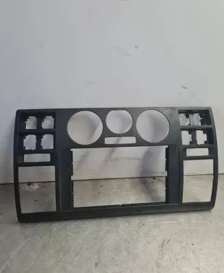 Volkswagen Transporter - Caravelle T5 Radio/GPS head unit trim 7H0857237