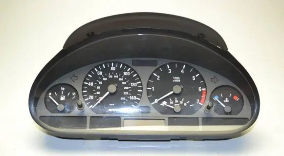 Speedometer (instrument cluster)
