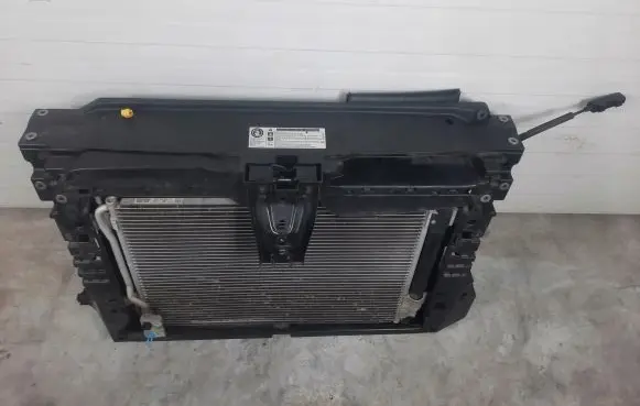 Volkswagen Jetta VI Radiator set 5C8805594B