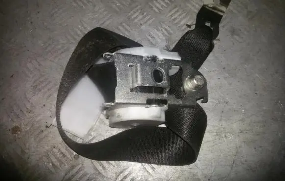 Opel Signum Front seatbelt