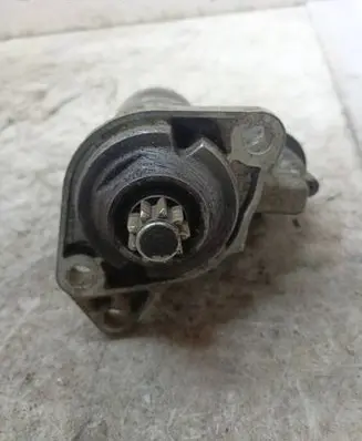 Audi A3 S3 8L Starter motor 1005821879