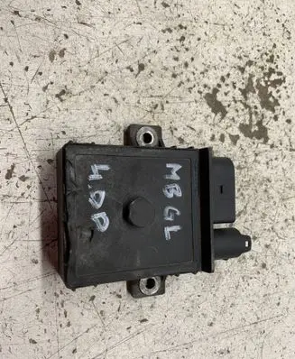 Mercedes-Benz GL X164 Air suspension control unit module (rear) 0006675062
