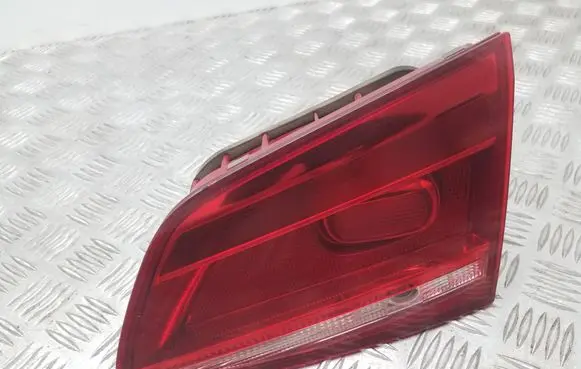 Volkswagen PASSAT B7 Tailgate rear/tail lights 3AF945094J