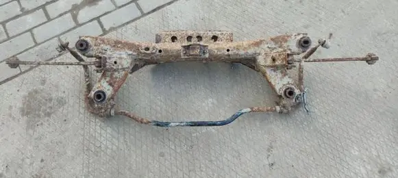 Toyota Avensis T250 Rear axle beam 