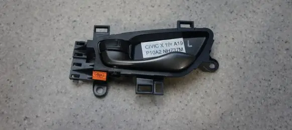 Honda Civic X Front door interior handle