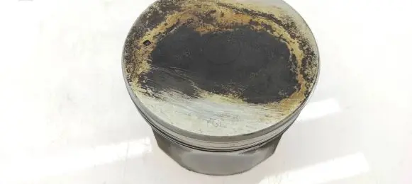 Piston