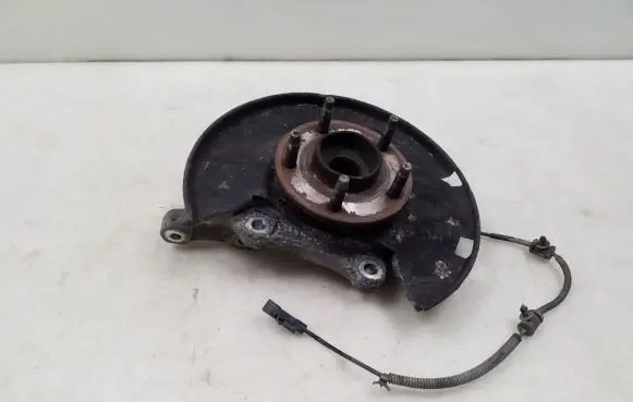 Opel Astra J Front wheel hub