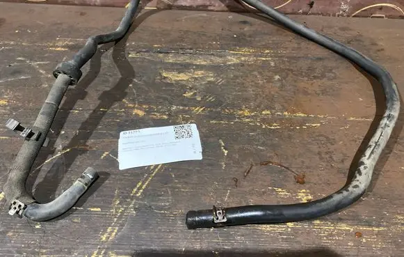 Ford Focus Engine coolant pipe/hose 3M5H8C012KL