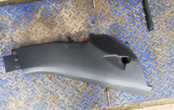 Porsche Cayenne (92A) Other trunk/boot trim element 7P0867766