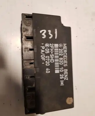 Mercedes-Benz C W202 Comfort/convenience module 2028201026