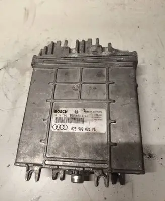 Audi A4 S4 B5 8D Engine control unit/module 028906021FL 0281001538