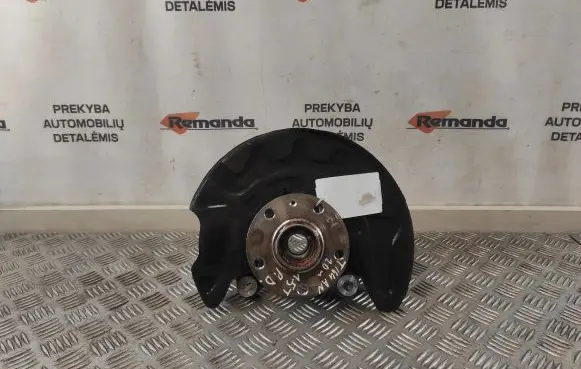 Volkswagen Tiguan Front wheel hub 5Q0407258C 5QF400054AT