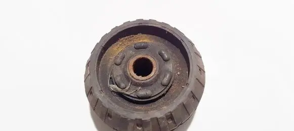 Opel Omega B1 Coil spring mount 90251358