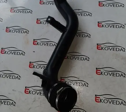 Volvo XC60 Turbo air intake inlet pipe/hose 31319775 CC919A673AA