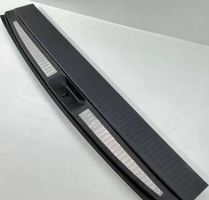 Cadillac Escalade IV Trunk/boot sill cover protection 22886552 22826478 22825186