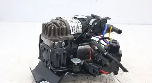 BMW 7 G70 Air suspension compressor 6895101MWGK170626 6895101