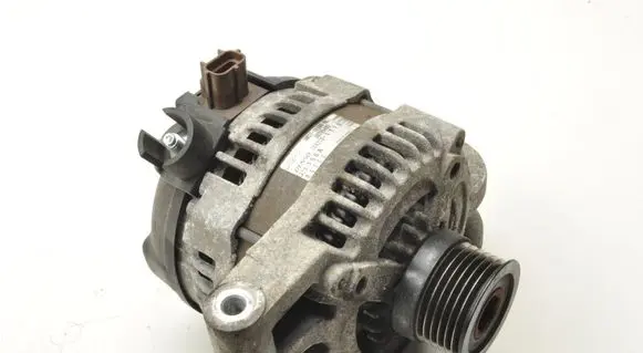 Volvo C30 Generator/alternator 30795495
