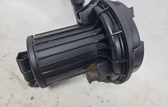 Audi A3 S3 8L Secondary air pump 06A959253B